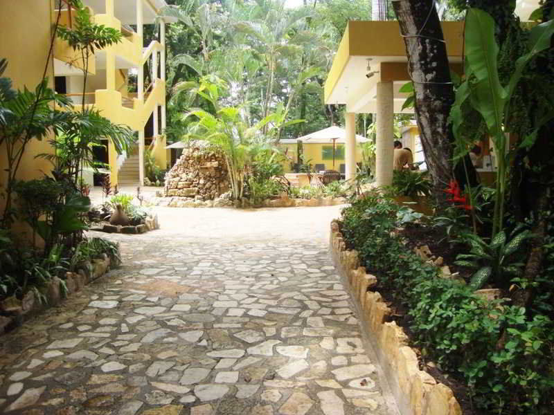 Hotel Chablis Palenque Bagian luar foto