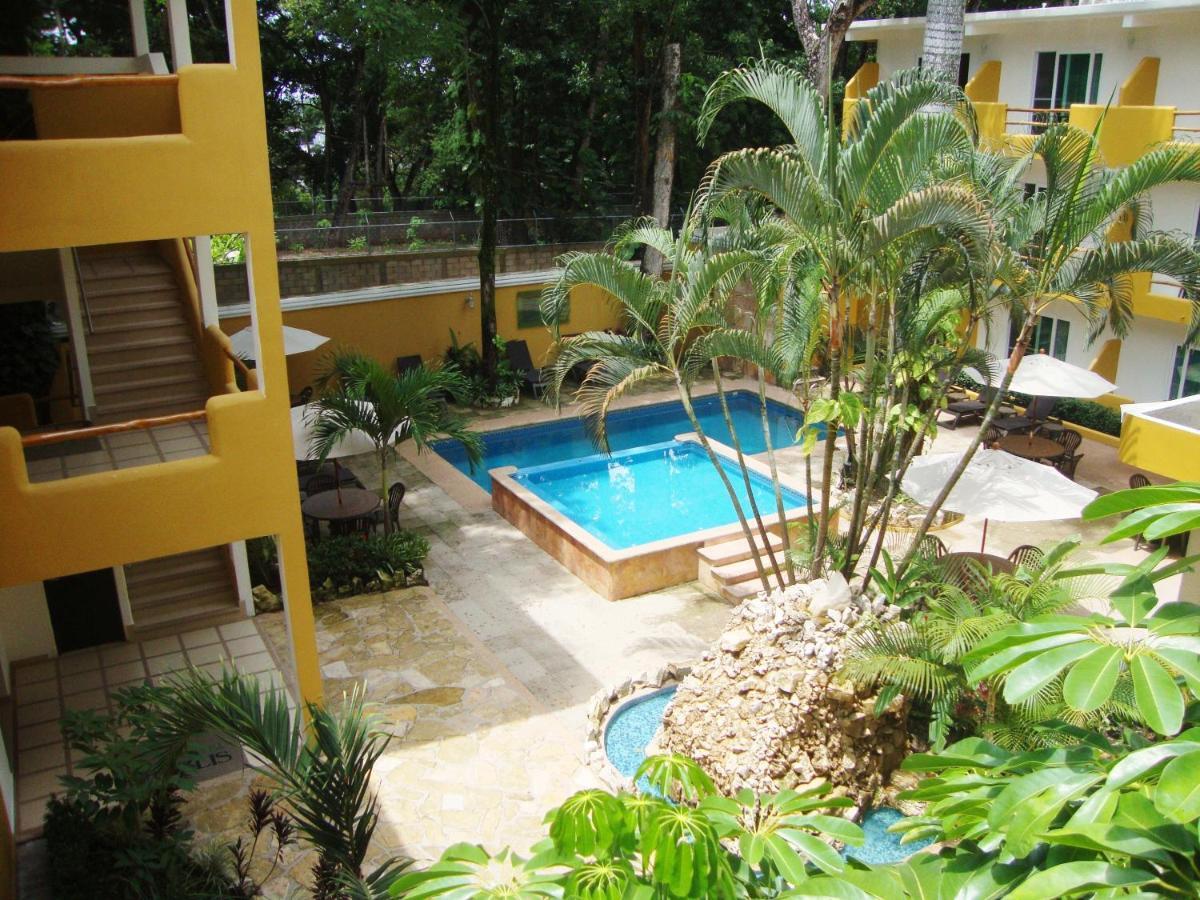 Hotel Chablis Palenque Bagian luar foto